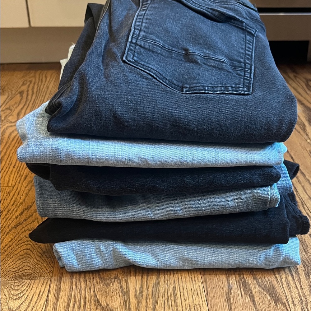 Hollister, Pacisun, Express (price was 55-65 each)Set of 6